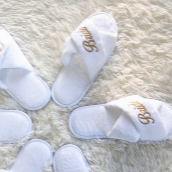 New, Bride slippers white gold embroidered womens one size fits most wedding - Picture 5 of 12